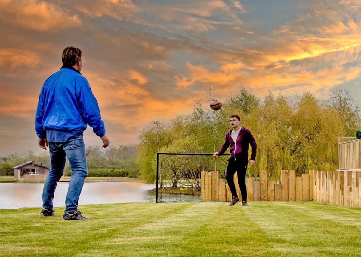 ホテル Noahs Retreat Laceby エクステリア 写真